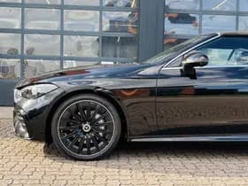 Mercedes-Benz CLE 300 4-Matic Cabriolet AMG Line thumbnail 4