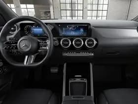 Mercedes-Benz GLA 250 e Business Solution AMG thumbnail 6