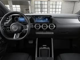 Mercedes-Benz GLA 250 e Business Solution AMG thumbnail 6