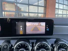 Mercedes-Benz CLA 180 Business Solution AMG thumbnail 10