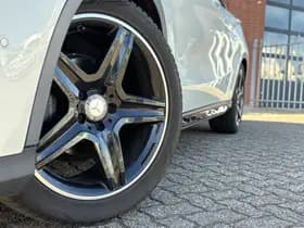 Mercedes-Benz GLA 180 AMG Night Edition Plus thumbnail 2