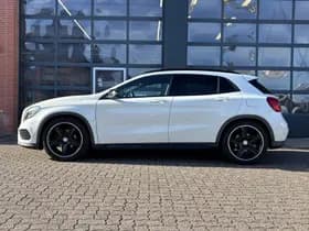 Mercedes-Benz GLA 180 AMG Night Edition Plus thumbnail 5