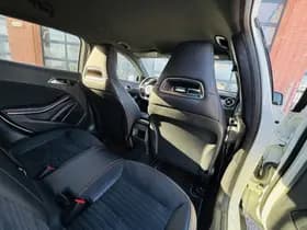 Mercedes-Benz GLA 180 AMG Night Edition Plus thumbnail 10