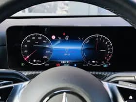 Mercedes-Benz CLA 250 e Star Edition thumbnail 15