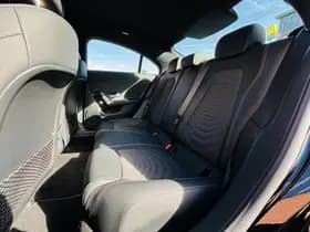 Mercedes-Benz CLA 250 e Star Edition thumbnail 8