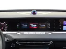 Voyah Free Business Edition Limited 4WD 106 kWh thumbnail 8