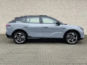 Voyah Courage Business Edition 80 kWh thumbnail 7