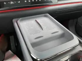 Voyah Courage Business Edition 80 kWh thumbnail 24