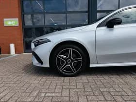 Mercedes-Benz A-Klasse A 250 e AMG Line thumbnail 8