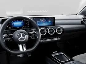 Mercedes-Benz A-Klasse A 250 e Business Solution AMG Premium Plus thumbnail 6