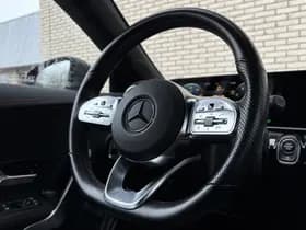 Mercedes-Benz CLA 200 Shooting Brake Business Solution AMG thumbnail 13