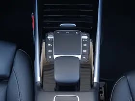 Mercedes-Benz GLB 200 AMG Line thumbnail 11