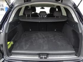 Mercedes-Benz GLC 300e 4-Matic Business Solution thumbnail 23