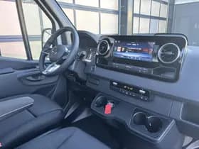 Mercedes-Benz ESprinter 420 Chassis L3 Pro 81kWh I 4250 GVW icm B-rijbewijs I Open Laadbak I Distronic thumbnail 8