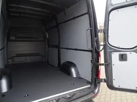 Mercedes-Benz ESprinter 320 L2 Pro 81kWh I DISTRONIC I DC laden 115 kW thumbnail 8