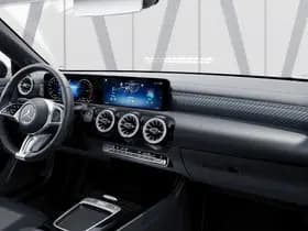 Mercedes-Benz CLA 250e Luxury Line thumbnail 8