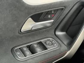 Mercedes-Benz CLA 200 Shooting Brake thumbnail 10