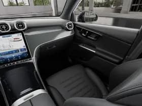 Mercedes-Benz GLC 300e 4-Matic Coupé Business Solution AMG thumbnail 8