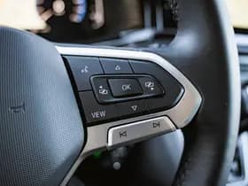 Volkswagen Caravelle thumbnail 105