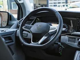 Volkswagen Caravelle thumbnail 13