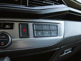 Volkswagen Caravelle thumbnail 20