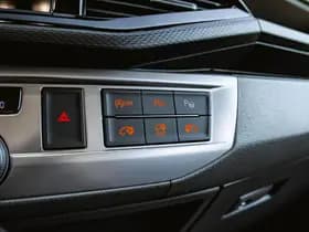 Volkswagen Caravelle thumbnail 21