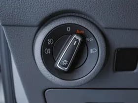 Volkswagen Caravelle thumbnail 24