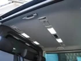 Volkswagen Caravelle thumbnail 57