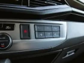 Volkswagen Caravelle thumbnail 66