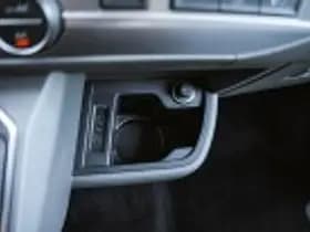 Volkswagen Caravelle thumbnail 68