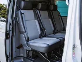 Volkswagen Caravelle thumbnail 8