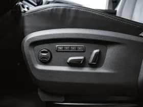 Volkswagen Caravelle thumbnail 31