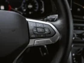 Volkswagen Caravelle thumbnail 62