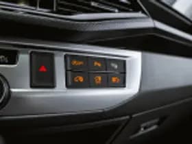 Volkswagen Caravelle thumbnail 72