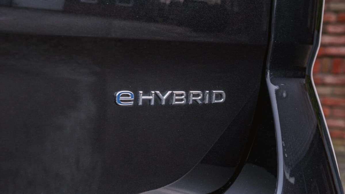 Volkswagen Multivan — foto 1