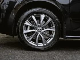 Volkswagen Multivan thumbnail 2