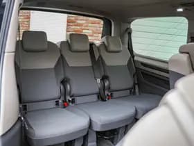 Volkswagen Multivan thumbnail 11