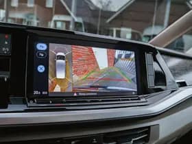 Volkswagen Multivan thumbnail 24