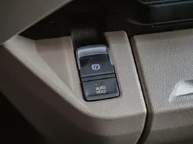 Volkswagen Multivan thumbnail 29