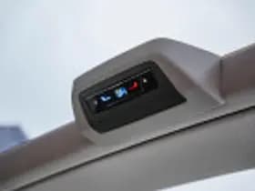 Volkswagen Multivan thumbnail 59