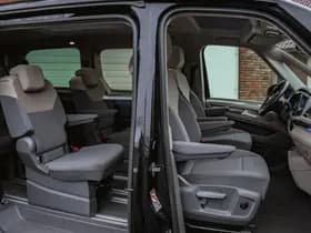Volkswagen Multivan thumbnail 7