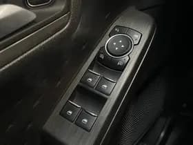 Ford Kuga 1.5 EcoBoost Titanium thumbnail 9