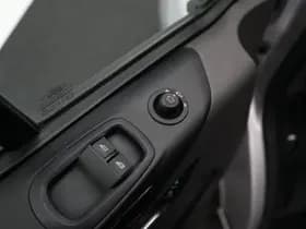 Ford Transit Custom 340 2.0 TDCI L2H1 Limited thumbnail 24