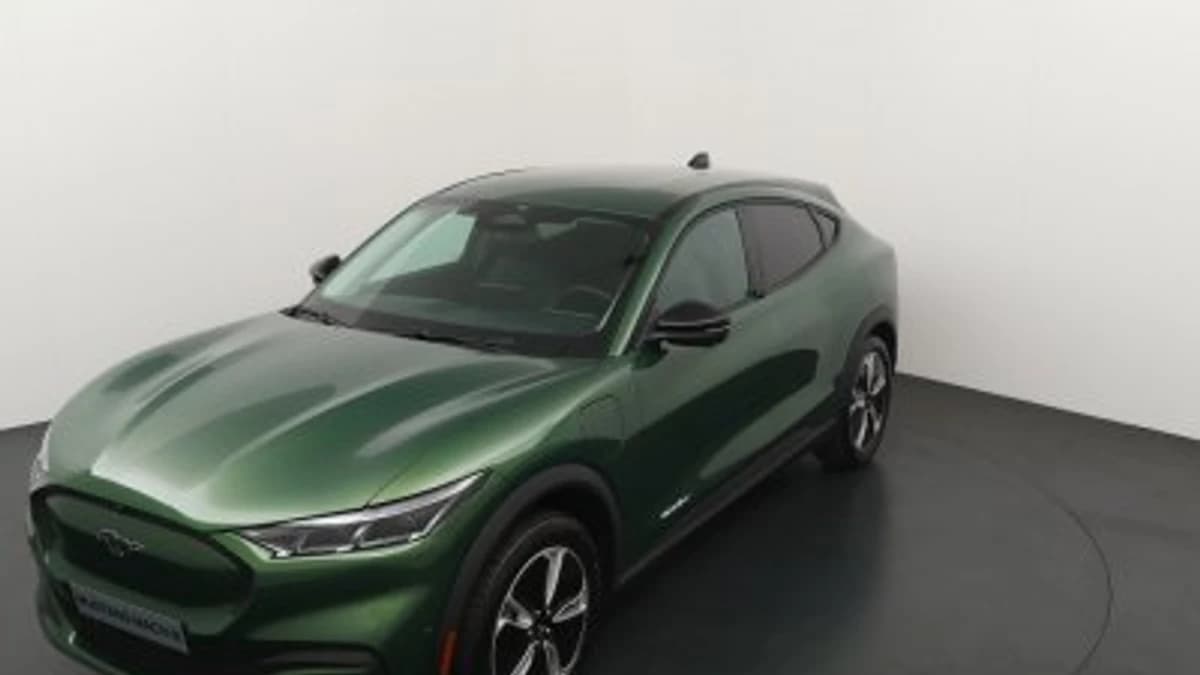 Ford Mustang Mach-E RWD 75 kWh — foto 1