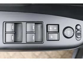 Honda CR-V 2.0 16V 155pk Real Time 4WD Elegance thumbnail 13