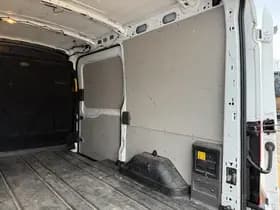 Ford E transit 89kwh e-Transit 89kWh thumbnail 15