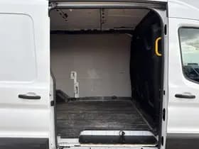 Ford E transit 89kwh e-Transit 89kWh thumbnail 10
