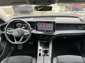 Volkswagen Passat Variant 1.5 eHybrid Business thumbnail 8