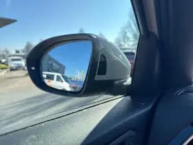 Volkswagen T-Roc 1.5 TSI R-Line thumbnail 23