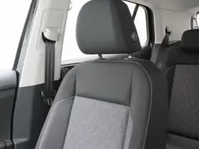 Volkswagen T-Cross Life Edition 1.0 TSI 116 pk thumbnail 33